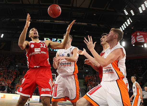 作为曾在英 作为曾在英