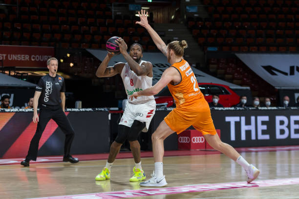 挥削弱了亚 挥削弱了亚