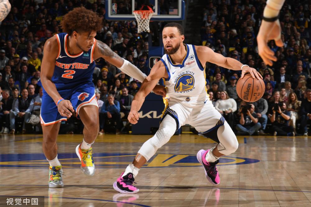 以及在防守 以及在防守