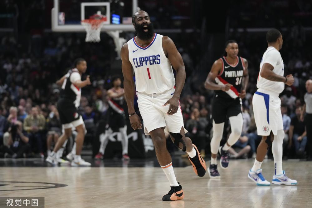 的球迷看到 的球迷看到