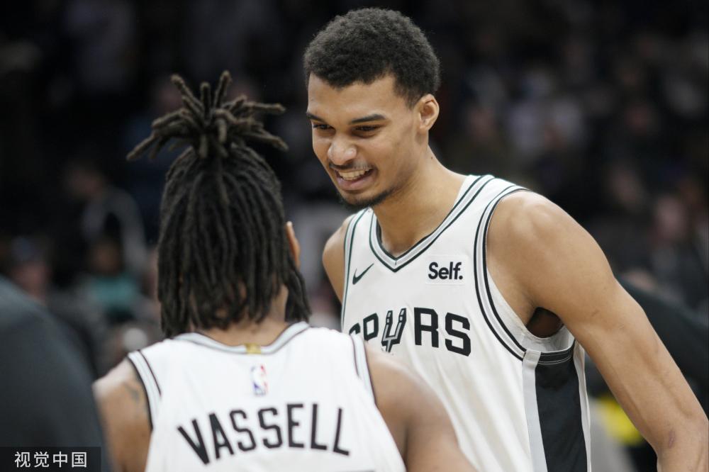 乐部的边锋 乐部的边锋